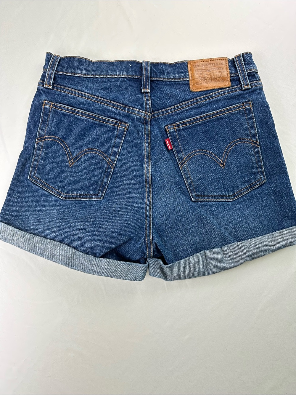 Levi’s Wedgie High Rise Denim Shorts Cuffed Blue Button Fly Summer Western Sz 28